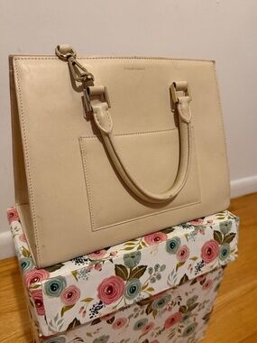 Scanlan Theodore Cream Leather Structured Tote Bag | Shoulder & Crossbody